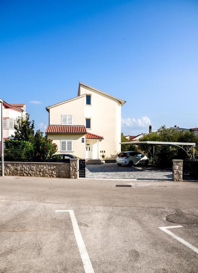 Apartment Ana Vodice Esterno foto