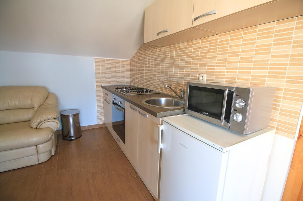 Apartment Ana Vodice Esterno foto