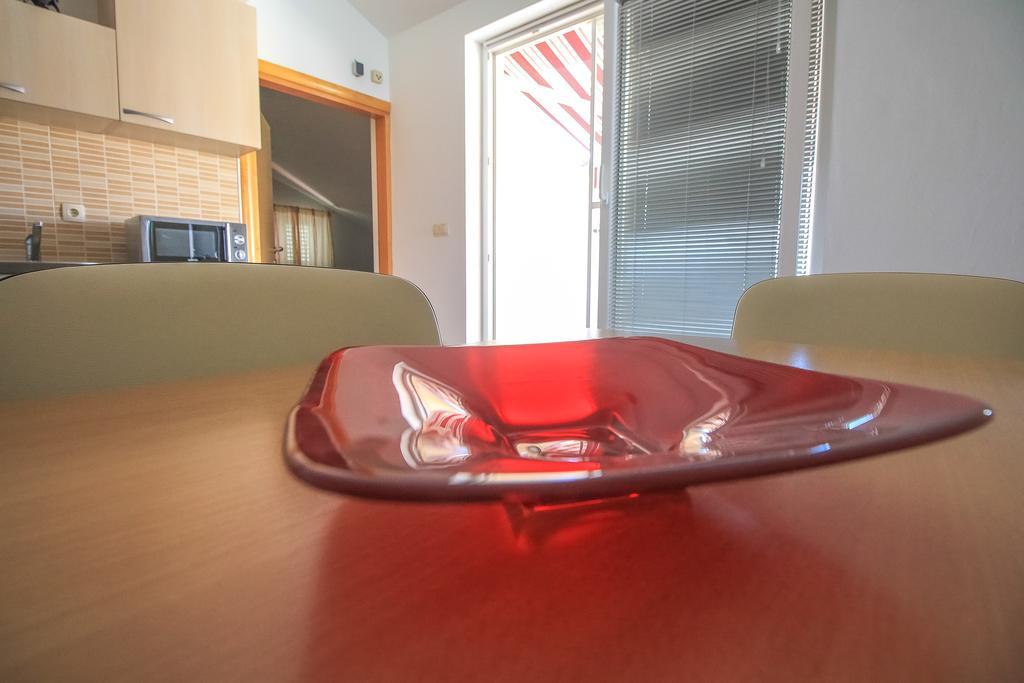 Apartment Ana Vodice Esterno foto